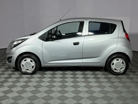 2015-Chevrolet-Spark-12-Campus_18