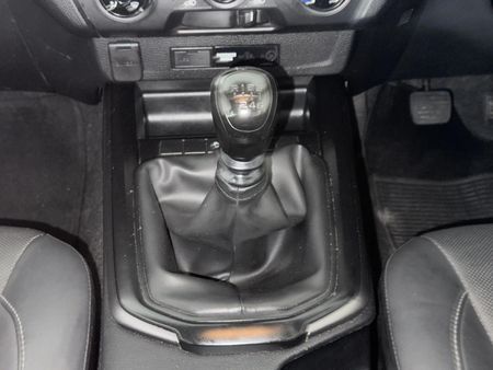 2023-Isuzu-D-Max-19-DDI-HR-LS-Double-Cab_10