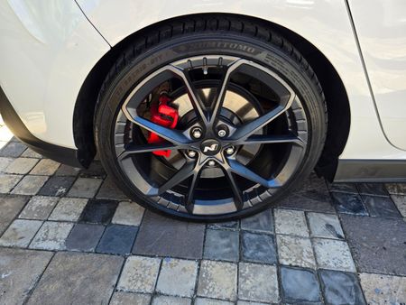 2023-Hyundai-i30-N-20-TGDi-DCT_16