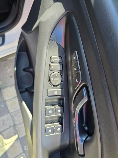 2023-Hyundai-i30-N-20-TGDi-DCT_22