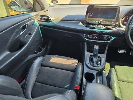 2023-Hyundai-i30-N-20-TGDi-DCT_33