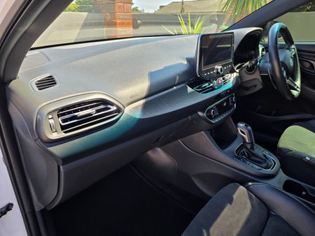 2023-Hyundai-i30-N-20-TGDi-DCT_38