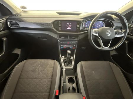 2023-Volkswagen-T-Cross-15-TSI-R-Line-Auto_1