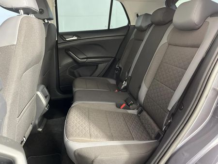 2023-Volkswagen-T-Cross-15-TSI-R-Line-Auto_3