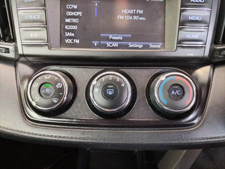 2016-Toyota-RAV4-20-GX-Auto_12
