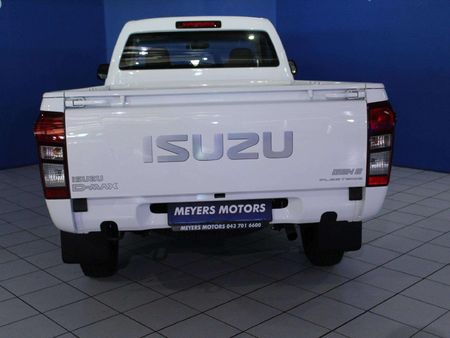 2026-Isuzu-D-Max-250C-Fleetside-Single-Cab_10
