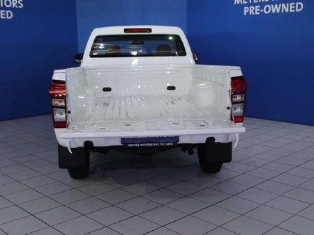 2026-Isuzu-D-Max-250C-Fleetside-Single-Cab_11