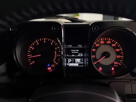 2024-Suzuki-Jimny-15-GLX-AllGrip-5-Door-Auto_12