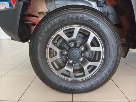 2024-Suzuki-Jimny-15-GLX-AllGrip-5-Door-Auto_8