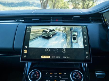 2023-Land-Rover-Range-Rover-Sport-30-PHEV-First-Edition-P510_15