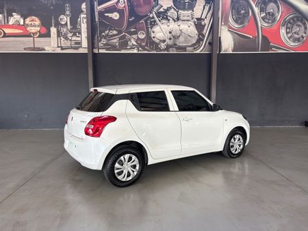 2022-Suzuki-Swift-12-GA_12