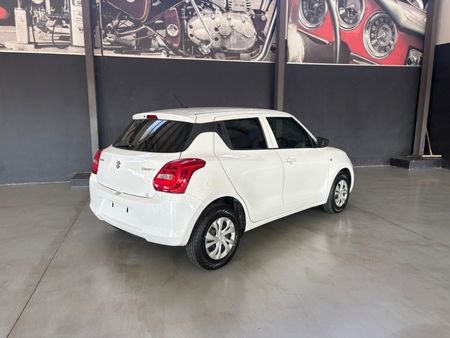 2022-Suzuki-Swift-12-GA_13