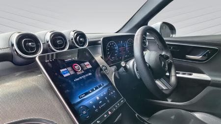 2025-Mercedes-Benz-GLC-300D-4Matic_13