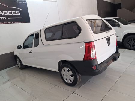 2019-Nissan-NP200-16-SE_9
