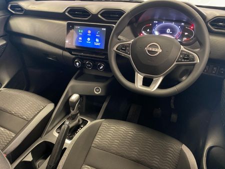 2026-Nissan-Magnite-10T-Acenta-Auto_6