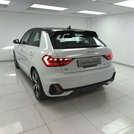 2026-Audi-A1-Sportback-10-TFSI-S-Line-Auto-30-TFSI_3