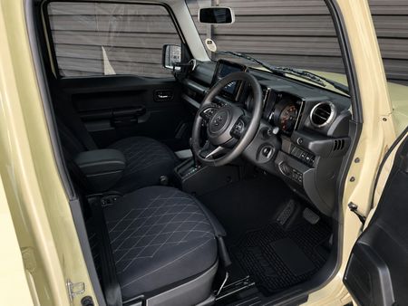2023-Suzuki-Jimny-15-GLX-AllGrip-5-Door-Auto_10