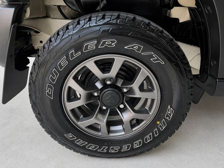 2023-Suzuki-Jimny-15-GLX-AllGrip-5-Door-Auto_7