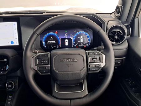 2026-Toyota-Land-Cruiser-Prado-VX-L-28GD-Auto_15