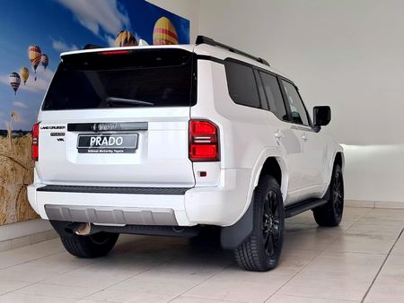 2026-Toyota-Land-Cruiser-Prado-VX-L-28GD-Auto_5