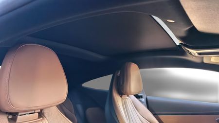 2026-Mercedes-Benz-CLE-300-4Matic-coupe-AMG-Line_19