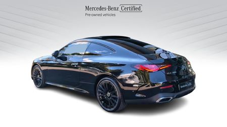 2026-Mercedes-Benz-CLE-300-4Matic-coupe-AMG-Line_8
