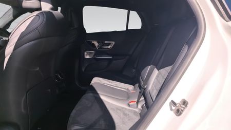 2026-Mercedes-Benz-GLC-220d-Coupe-4Matic-AMG-Line_14