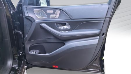 2026-Mercedes-Benz-GLE-450d-4Matic_20