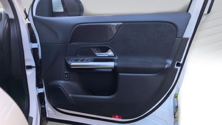 2026-Mercedes-Benz-GLA-200d-Progressive-Auto_20