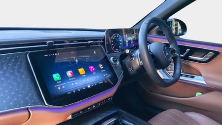 2026-Mercedes-Benz-E-Class-E220d-Avantgarde_10