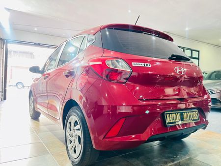 2021-Hyundai-Grand-i10-12-Fluid_15