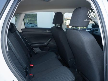 2026-Volkswagen-Polo-10-TSI_23