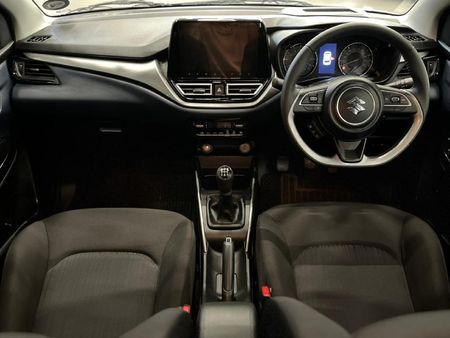 2025-Suzuki-Baleno-15-GLX_9