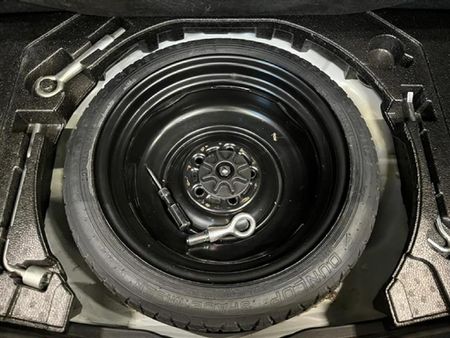 2016-Mazda-3-16-Active-5-dr_13