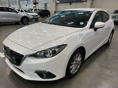 2016-Mazda-3-16-Active-5-dr_6