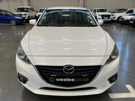 2016-Mazda-3-16-Active-5-dr_7