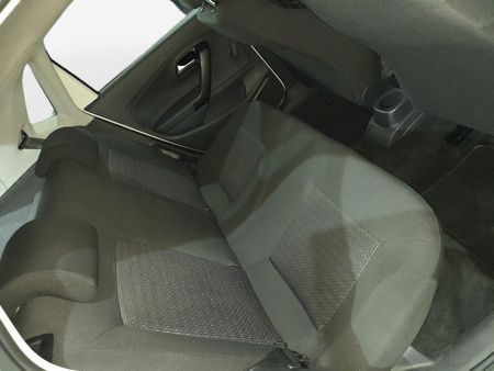 2021-Volkswagen-Polo-Vivo-14-Trendline-5-dr_13