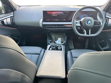 2025-BMW-X3-20d-xDrive-M-Sport_10
