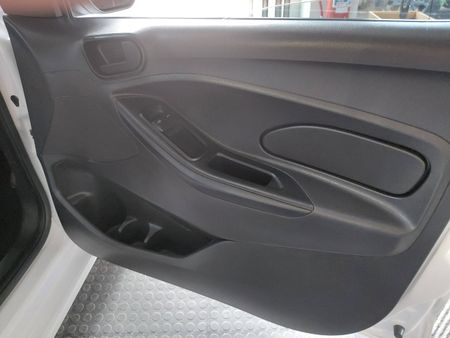 2019-Ford-Figo-15Ti-VCT-Ambiente-5-dr_9