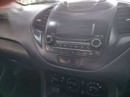 2019-Ford-Figo-15Ti-VCT-Ambiente-5-dr_5