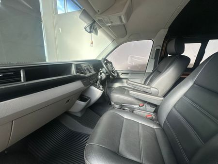 2021-Volkswagen-Transporter-T61-Crew-Bus-20-BiTDI-SWB-146kW-4Motion-Auto-5_16