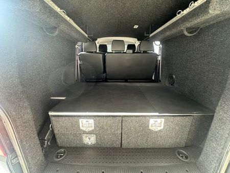 2021-Volkswagen-Transporter-T61-Crew-Bus-20-BiTDI-SWB-146kW-4Motion-Auto-5_19