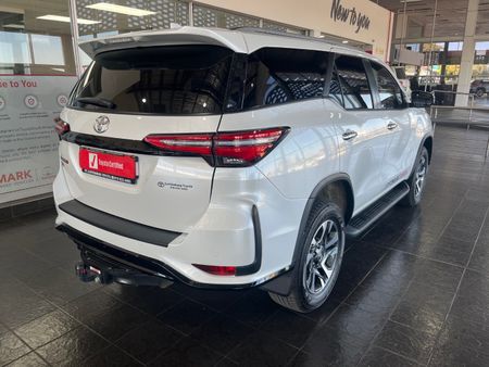 2026-Toyota-Fortuner-28-GD-6-VX-Auto_1