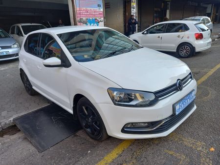 2016-Volkswagen-Polo-GP-12-TSI-Comfortline-66kW_0