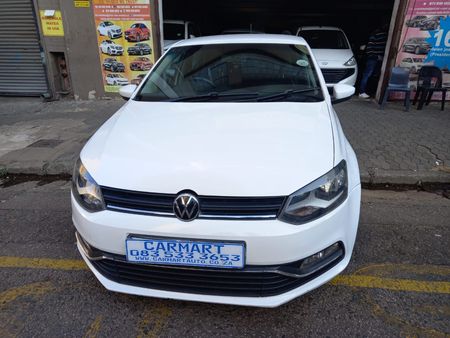 2016-Volkswagen-Polo-GP-12-TSI-Comfortline-66kW_1