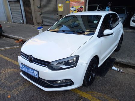 2016-Volkswagen-Polo-GP-12-TSI-Comfortline-66kW_2