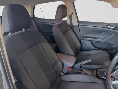 2019-Volkswagen-T-Cross-10-TSI-Comfortline-Auto_15