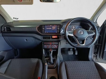 2019-Volkswagen-T-Cross-10-TSI-Comfortline-Auto_17