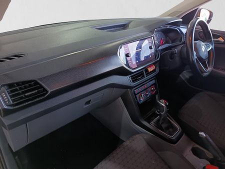 2019-Volkswagen-T-Cross-10-TSI-Comfortline-Auto_18