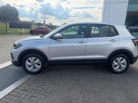 2026-Volkswagen-T-Cross-10-TSI-Auto_1